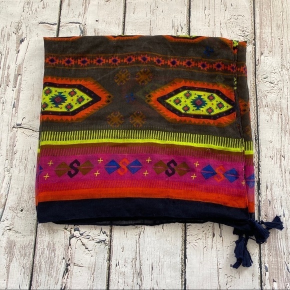 Accessories - Beautiful colorful scarf